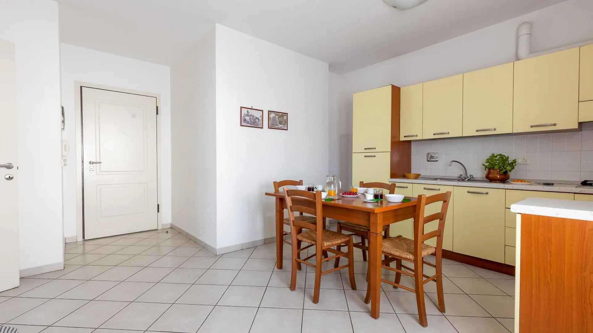 I Pungenti Aparthotel Castiglioncello 3*,